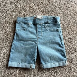 Levi's Girlfriend Midi Denim Shorts